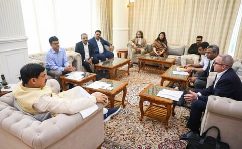 High-level meeting between McCain Foods leadership and Madhya Pradesh officials to finalize investment plans for the state’s largest food processing plant High-level meeting between McCain Foods leadership and Madhya Pradesh officials to finalize investment plans for the state’s largest food processing plant