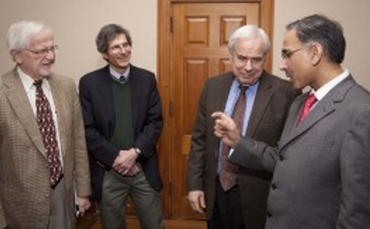 Pepsico's Chief Scientific Officer Mehmood Khan at Yale Pepsico's Chief Scientific Officer Mehmood Khan at Yale