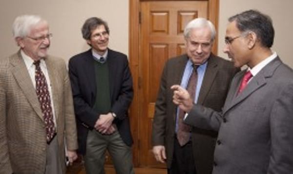 Pepsico's Chief Scientific Officer Mehmood Khan at Yale Pepsico's Chief Scientific Officer Mehmood Khan at Yale