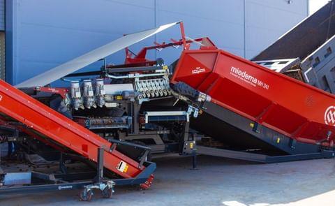 APH Group - Miedema MH 241 receiving hoppers APH Group - Miedema MH 241 receiving hoppers