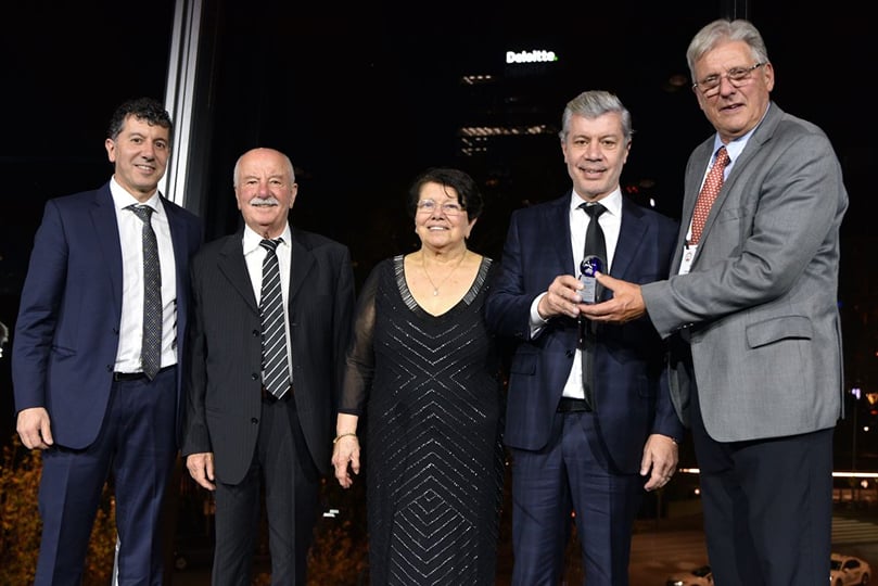 Award presented to distinguished Mitolo Family, Australia by WPC President, Dr. Peter VanderZaag Award presented to distinguished Mitolo Family, Australia by WPC President, Dr. Peter VanderZaag