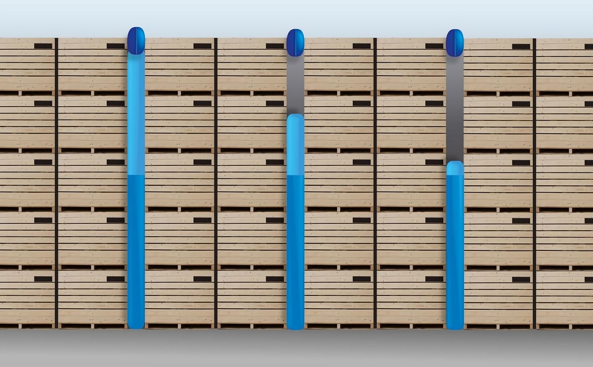 Graphic representation of the working principle of the Mooij Climbing Airbag in a box storage.