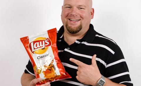 Maple Moose wins Lay's Canada's Do Us A Flavour contest Maple Moose wins Lay's Canada's Do Us A Flavour contest