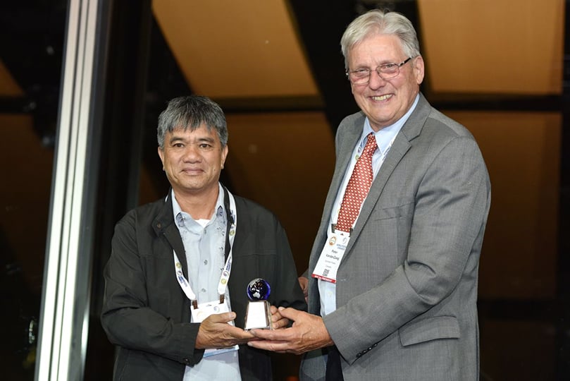 Award presented to distinguished Nelio Campelio, Philippines by WPC President, Dr. Peter VanderZaag Award presented to distinguished Nelio Campelio, Philippines by WPC President, Dr. Peter VanderZaag