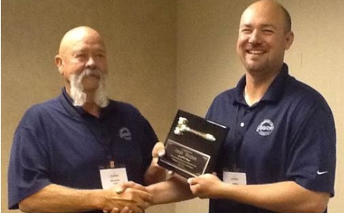 Nelson Cox (left) / Jared Balcom (right) Nelson Cox (left) / Jared Balcom (right)