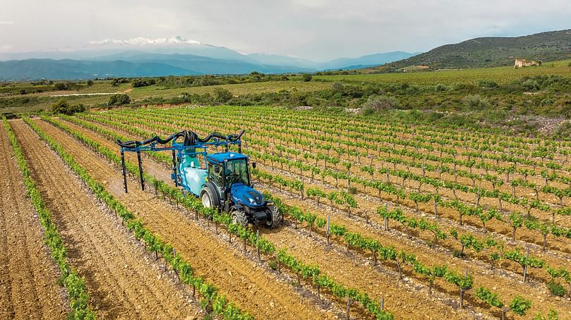 New Holland T4 120F Cab Stagev New Holland T4 120F Cab Stagev