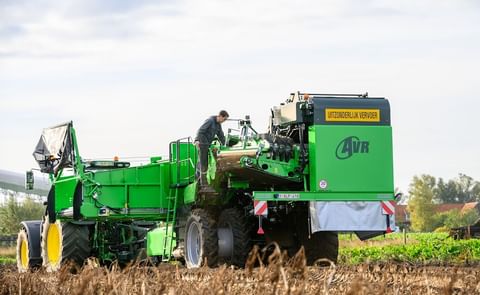 The new AVR Spirit 7200 seven ton bunker offset potato harvester offers haulm roller as unique feature The new AVR Spirit 7200 seven ton bunker offset potato harvester offers haulm roller as unique feature