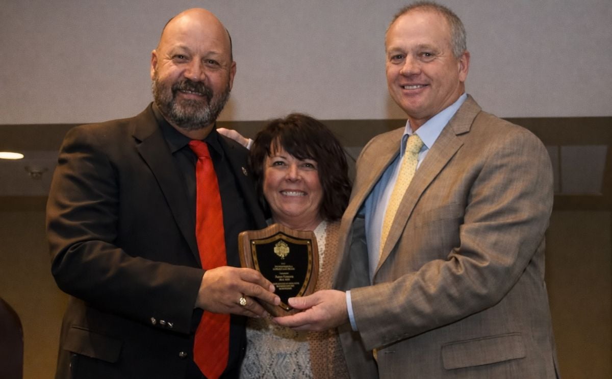 Vista Valley Ag Presented with National Potato Council’s 2016 Environmental Stewardship Award Vista Valley Ag Presented with National Potato Council’s 2016 Environmental Stewardship Award