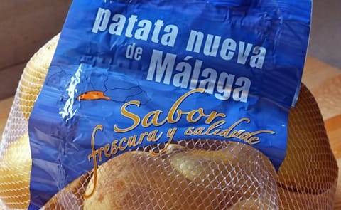 Instan al consumidor a comprar patata nueva española para salvar al sector Instan al consumidor a comprar patata nueva española para salvar al sector