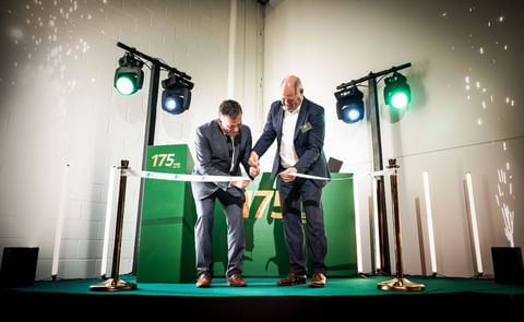 Official opening - Stefan Top (AVR Managing Director) & Kris Declercq (Mayor of Roeselare) Official opening - Stefan Top (AVR Managing Director) & Kris Declercq (Mayor of Roeselare)