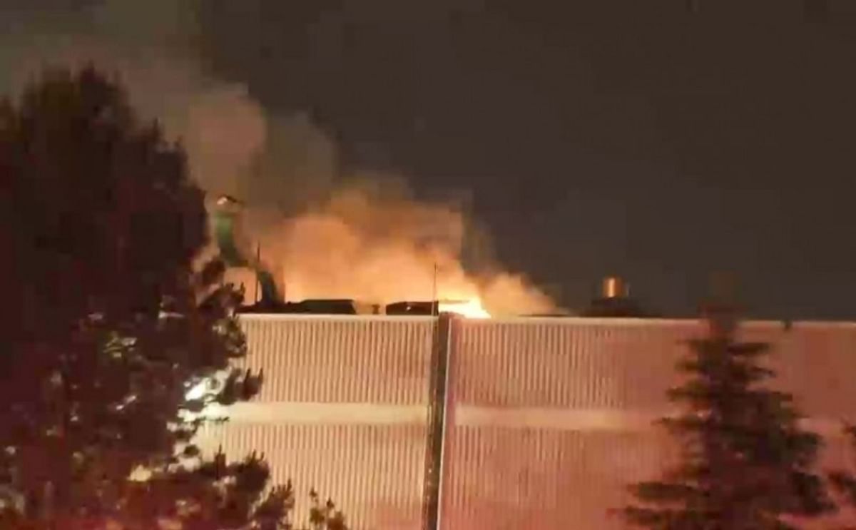 A fire broke out at the Old York Potato Chips plant in Brampton on June 17, 2016 (Courtesy: CityNews)