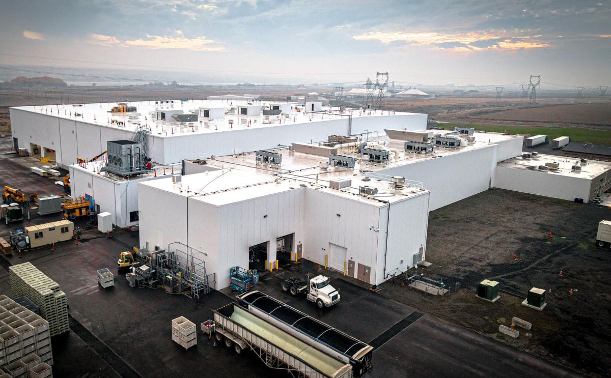 Eqraft, Modesta and Symach collaborate as Onion Tech Alliance partners to deliver a fully automated onion and potato processing facility in Washington, USA Eqraft, Modesta and Symach collaborate as Onion Tech Alliance partners to deliver a fully automated onion and potato processing facility in Washington, USA
