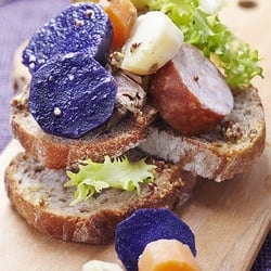 Perupas on a sandwich