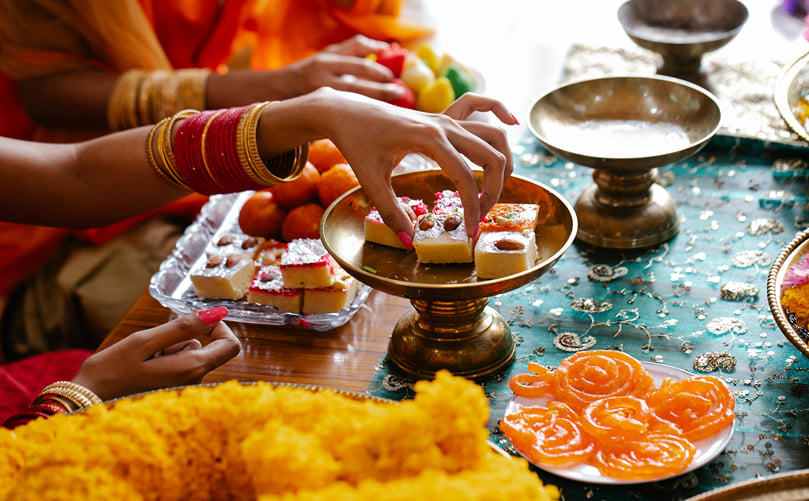 Flavors of the World: How Ethnic Snacks Connect Cultures