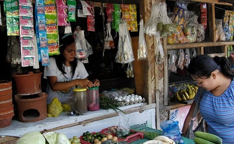 The smaller and cheaper bags of potato chips Calbee introduced in the Philippines are intended for sale in the local version of the convenience store - so called sari-sari stores -, very small mom-and-pop shops that deal in a variety of daily products The smaller and cheaper bags of potato chips Calbee introduced in the Philippines are intended for sale in the local version of the convenience store - so called sari-sari stores -, very small mom-and-pop shops that deal in a variety of daily products