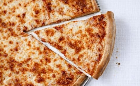 Pizza Hut to test a pizza with potato topping in India Pizza Hut to test a pizza with potato topping in India