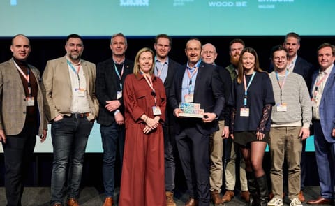 Pomuni Frozen team receives the 'Factory of the Future' award recognizing excellence in digital, efficient, and sustainable potato processing Pomuni Frozen team receives the 'Factory of the Future' award recognizing excellence in digital, efficient, and sustainable potato processing