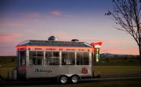 Potandon Produce & Johnny's Fine Foods Kick Off Their 2012 Midwest Johnny's Be Good Road Tour Potandon Produce & Johnny's Fine Foods Kick Off Their 2012 Midwest Johnny's Be Good Road Tour