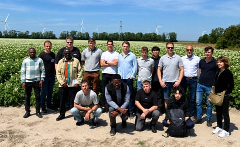 Participants completed Potato Business School's international English-language training programme, gaining practical insights into the entire potato value chain through presentations, company visits and hands-on sessions. Participants completed Potato Business School's international English-language training programme, gaining practical insights into the entire potato value chain through presentations, company visits and hands-on sessions.