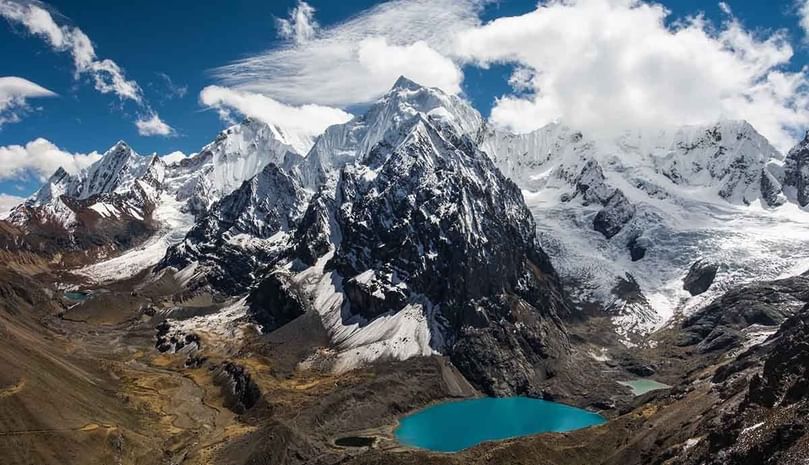 The Andes was rising at around the same time that the hybridisation event occured, providing new environments for the plants. The Andes was rising at around the same time that the hybridisation event occured, providing new environments for the plants.