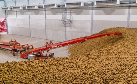 Grimme Unveils The 16.1M Long Store Loader Grimme Unveils The 16.1M Long Store Loader