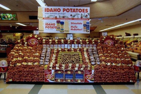 Display contest in Potato Lovers Month Display contest in Potato Lovers Month