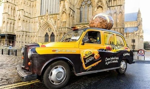 McCain Potato scented taxi in front of london eye