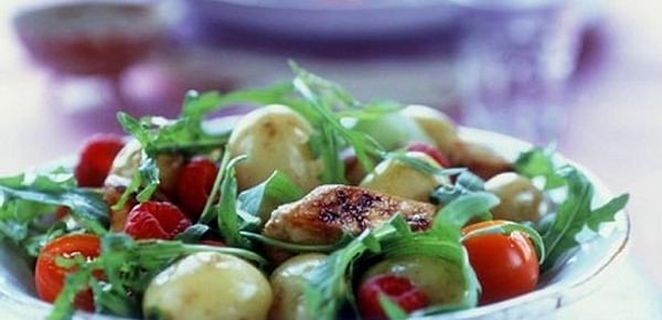 Potato salad of new season potatoes (Potatoes New Zealand)