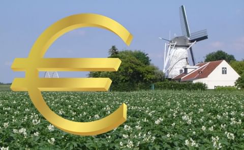 The Dutch Potato Industry is introducing PotatoNL, a national potato quotation. The first PotatoNL national potato quotation will start on 14 November 2017.
(Background: Courtesy: Bijl Aardappelen) The Dutch Potato Industry is introducing PotatoNL, a national potato quotation. The first PotatoNL national potato quotation will start on 14 November 2017.
(Background: Courtesy: Bijl Aardappelen)