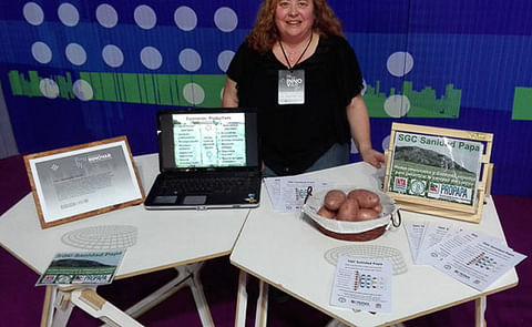 Gladys Clemente, coordinadora del proyecto ganador en INNOVAR 2016 Gladys Clemente, coordinadora del proyecto ganador en INNOVAR 2016