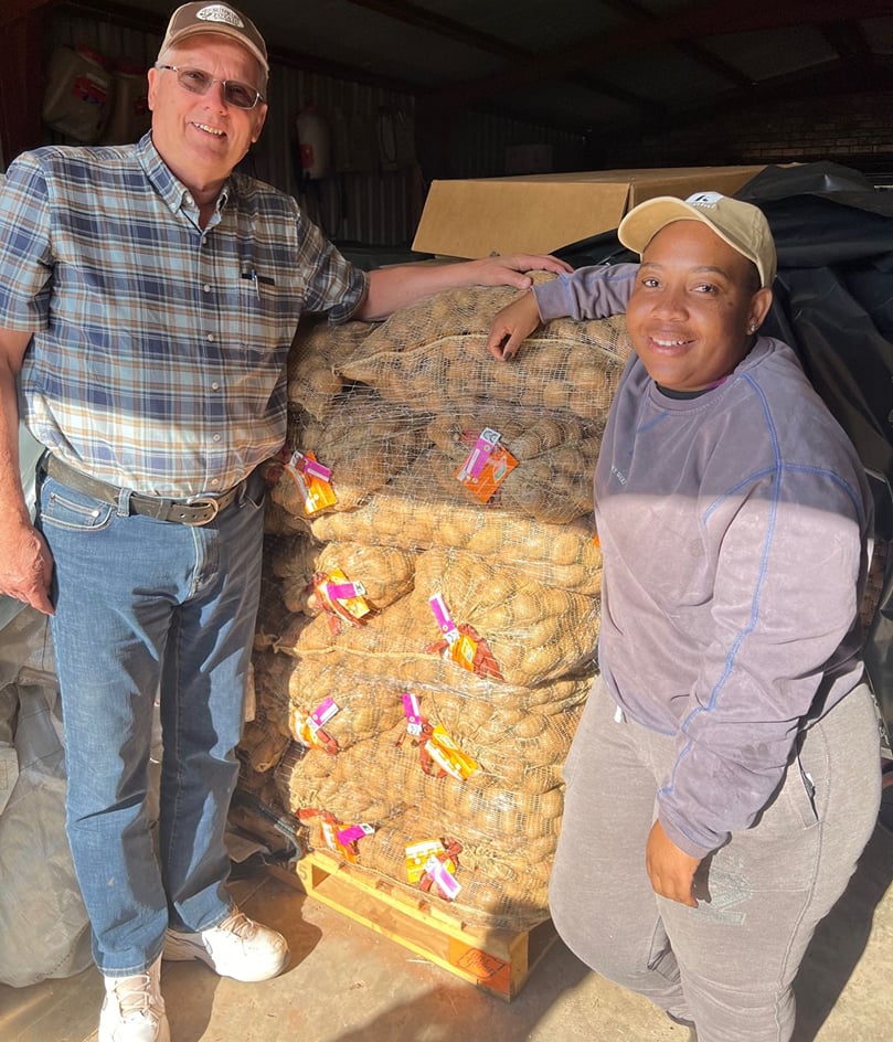 President Peter VanderZaag with farmer Mashoto Ramafalo, of Limpopo province , a participant in PSA’s Transformation program. President Peter VanderZaag with farmer Mashoto Ramafalo, of Limpopo province , a participant in PSA’s Transformation program.