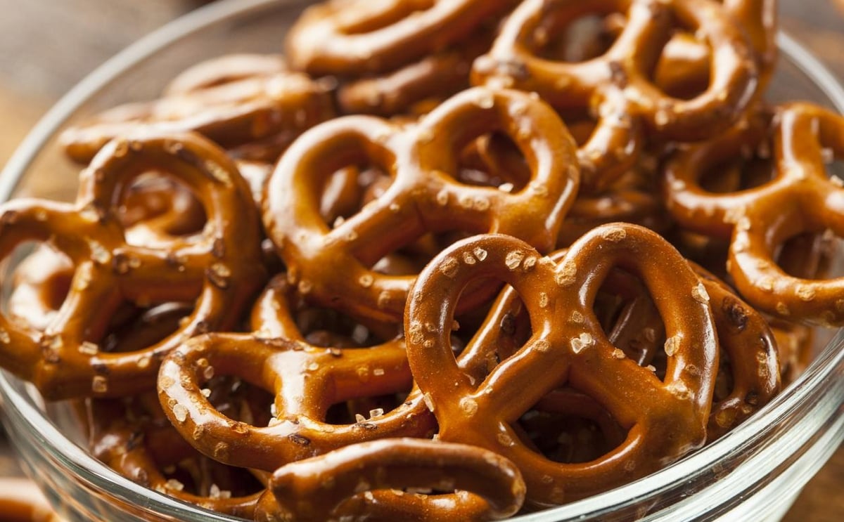 Treehouse to close Pretzel Bakery in Visalia, California Treehouse to close Pretzel Bakery in Visalia, California
