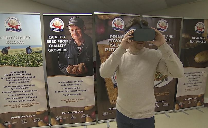 Potato Board staff, including Mark Phillips, have also been checking out the virtual reality goggles.