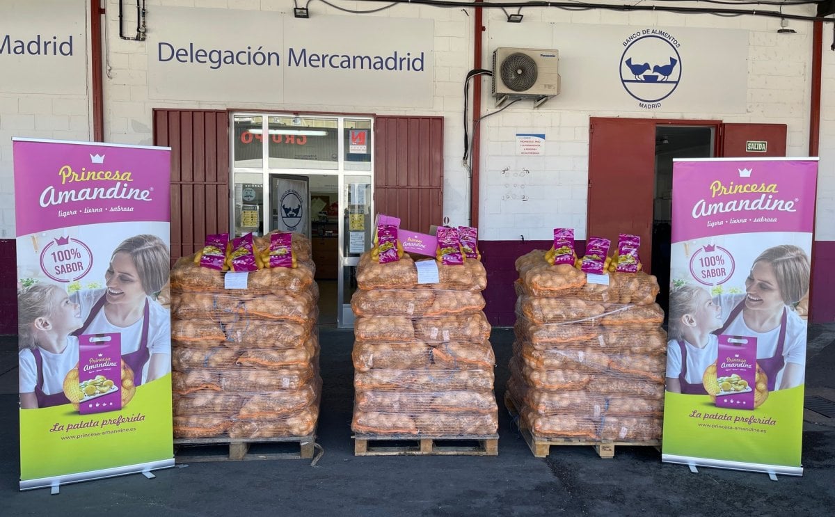 Princesa Amandine realiza una Donación de 5.080 kilos de Patatas a Los Bancos de Alimentos de Madrid y Barcelona. Princesa Amandine realiza una Donación de 5.080 kilos de Patatas a Los Bancos de Alimentos de Madrid y Barcelona.