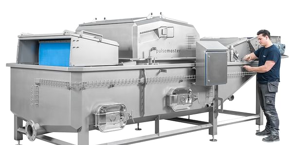 This Pulsemaster's Pulsed Electric Field system is capable of treating up to 60 tons (132.000 lbs) of whole potatoes per hour for the production of French Fries.