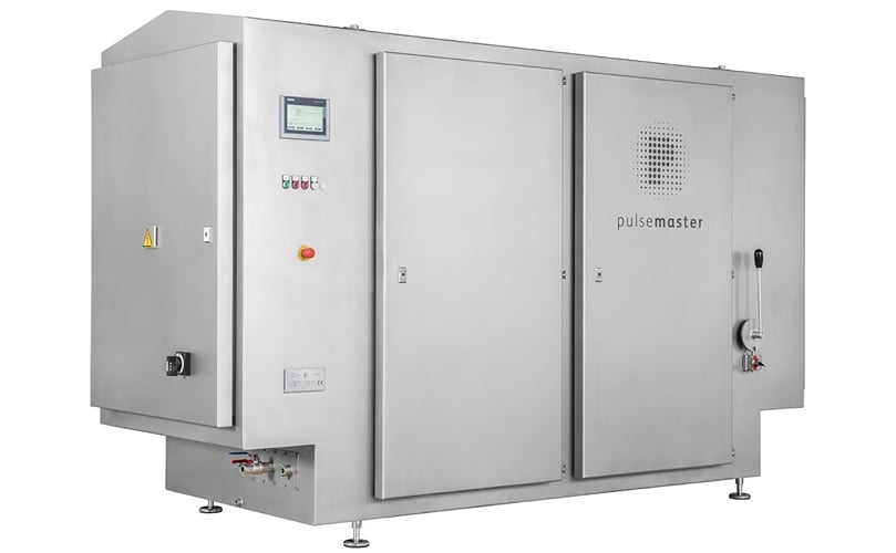 The heart of a PEF-system is the Pulse generator: Pulsemaster offers several Pulse generators with a range of capacities. The heart of a PEF-system is the Pulse generator: Pulsemaster offers several Pulse generators with a range of capacities.