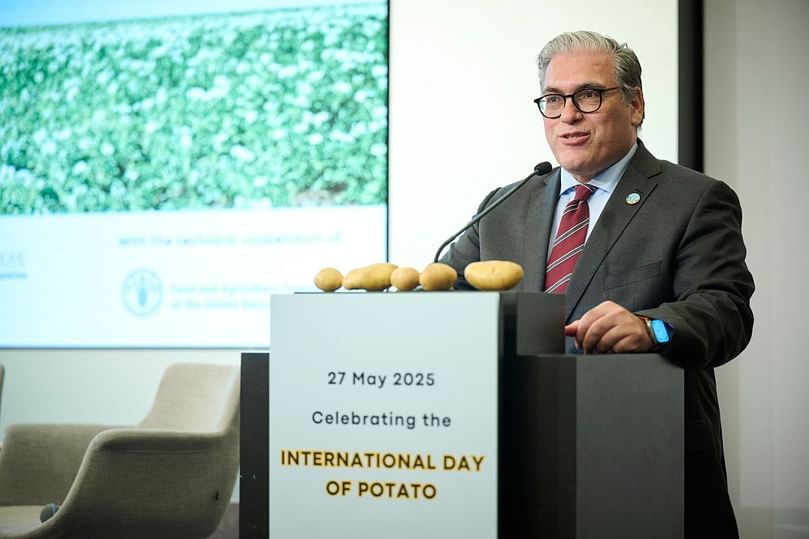 Raschad Al-Khafaji, FAO Brussels Director, highlights the vital role of potatoes in global food security and climate resilience during his keynote remarks. Raschad Al-Khafaji, FAO Brussels Director, highlights the vital role of potatoes in global food security and climate resilience during his keynote remarks.