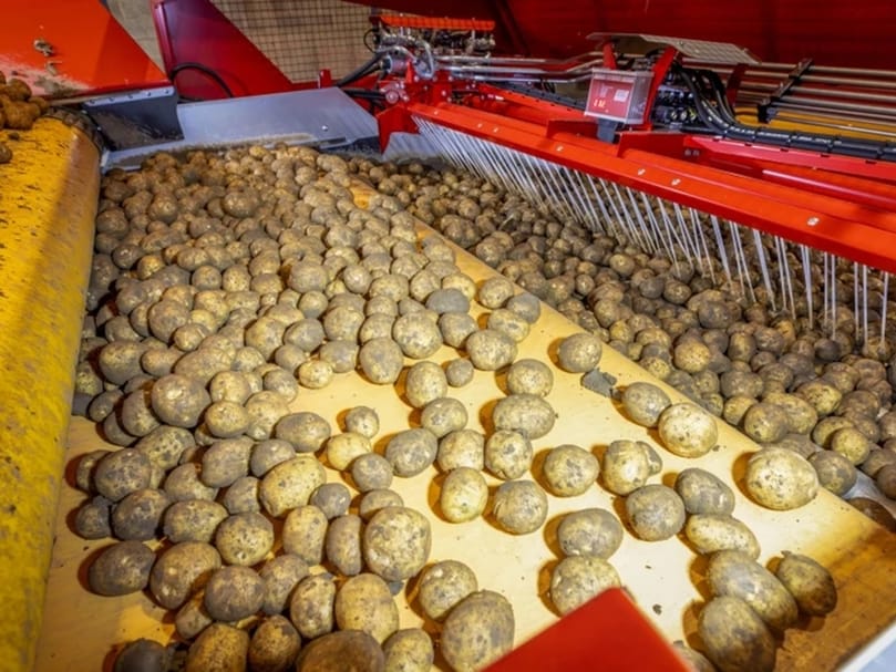 Reverse function and manual cleaning