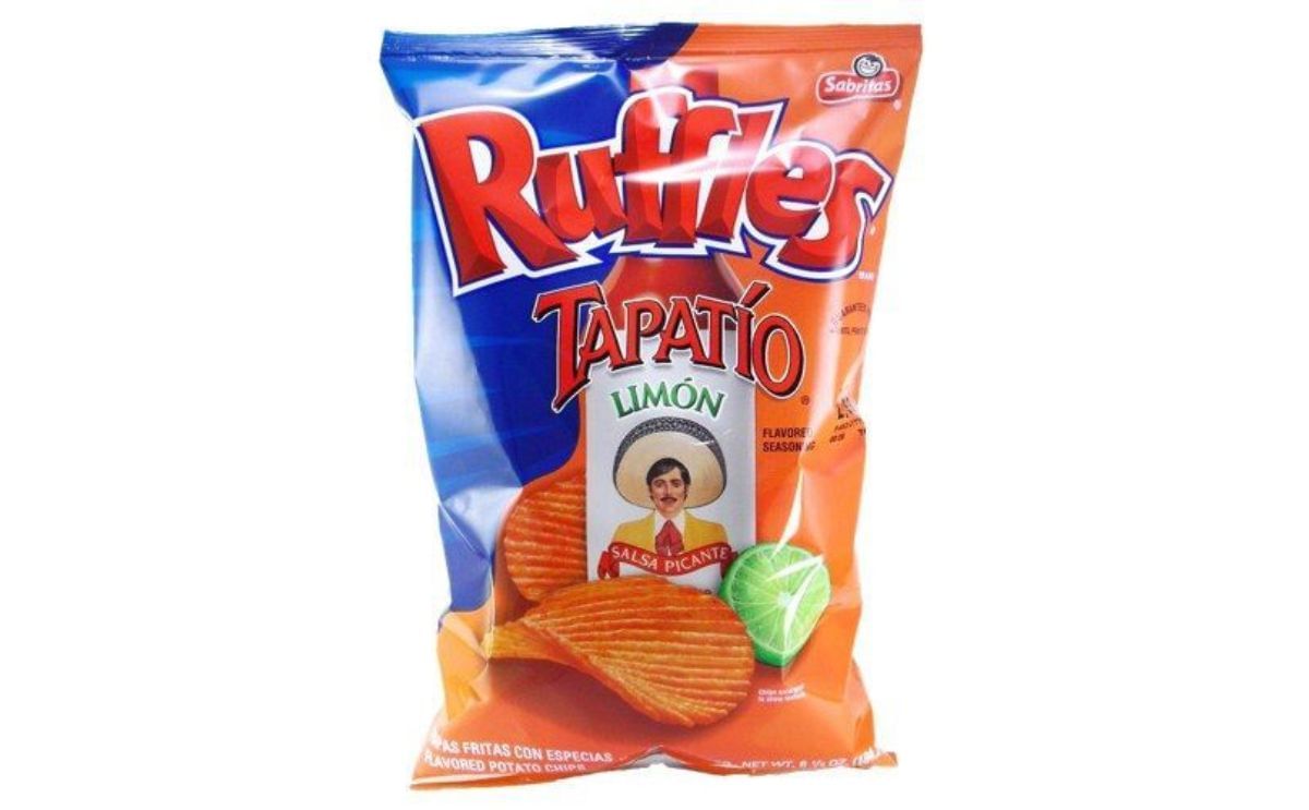Ruffles Tapatio limon flavored potato chips Ruffles Tapatio limon flavored potato chips