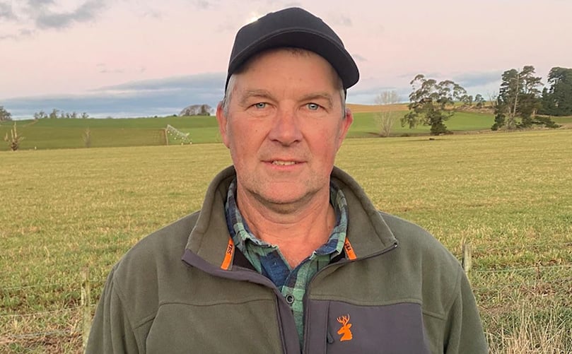 Scott Rockliff and his fellow growers are seeking more money from processors.(Courtesy: Luke Radford, ABC Rural) Scott Rockliff and his fellow growers are seeking more money from processors.(Courtesy: Luke Radford, ABC Rural)