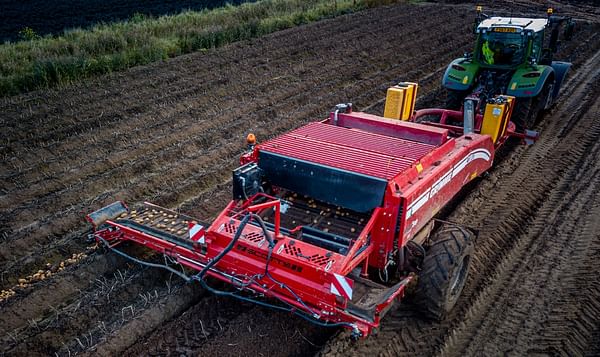 Scotts Introduces its GT170 Windrower Kit