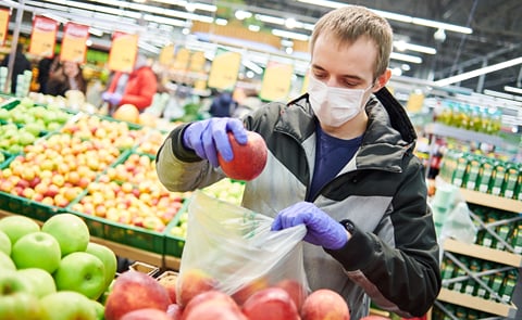 USDA, FDA Underscore Current Epidemiologic and Scientific Information Indicating No Transmission of COVID-19 Through Food or Food Packaging USDA, FDA Underscore Current Epidemiologic and Scientific Information Indicating No Transmission of COVID-19 Through Food or Food Packaging