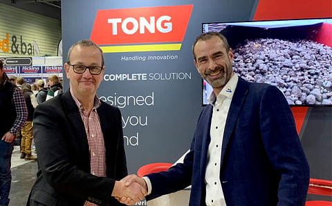 (L-R) Simon Lee, Sales Director at Tong Engineering and Ton van ’t Hof, Account Manager at Verbruggen