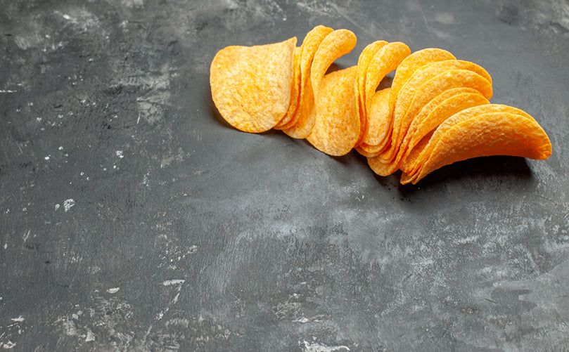 From Solo Snacks to Social Sharing From Solo Snacks to Social Sharing