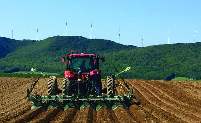 Soil fumigation in Wicklow, New Brunswick. The field is fumigated with chloropicrin in the fall of the 2015, as part of a trial McCain Foods is conducting with its processing potato growers on both sides of the border. (Courtesy: Triest Ag Group)