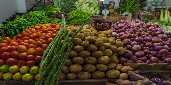 Sri Lanka increases import taxes of potatoes as local prices drop.
