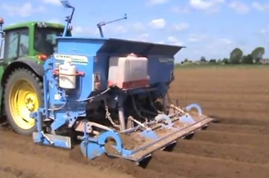 Related Video: Standen-Pearson potato planter features explained Related Video: Standen-Pearson potato planter features explained