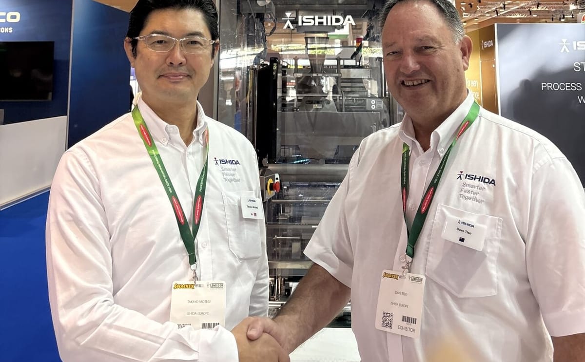 Takayo Motegi (left) and Dave Tiso mark a leadership transition at Ishida Europe, as Motegi assumes the role of Managing Director and Tiso becomes Chairman.