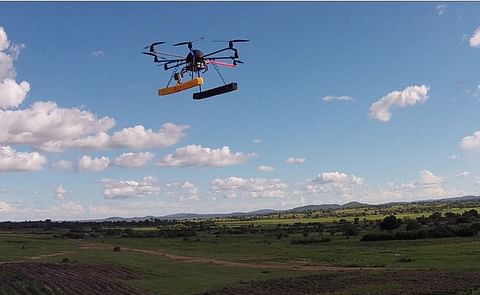 Flying a specially equipped drone, a team of CIP researchers from South America and Africa has successfully used remote-sensing technology to obtain data on orange-fleshed sweetpotato fields in East Africa. Flying a specially equipped drone, a team of CIP researchers from South America and Africa has successfully used remote-sensing technology to obtain data on orange-fleshed sweetpotato fields in East Africa.