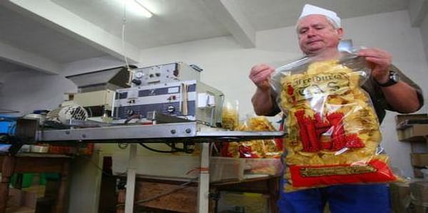  Proceso de empaque de papas fritas en la Freidura TAS (España)
